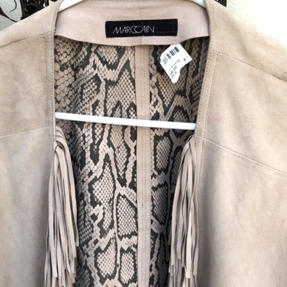 Marc Cain Tan Leather Suede Cropped Fringed light weight jacket size small - Picture 3 of 6